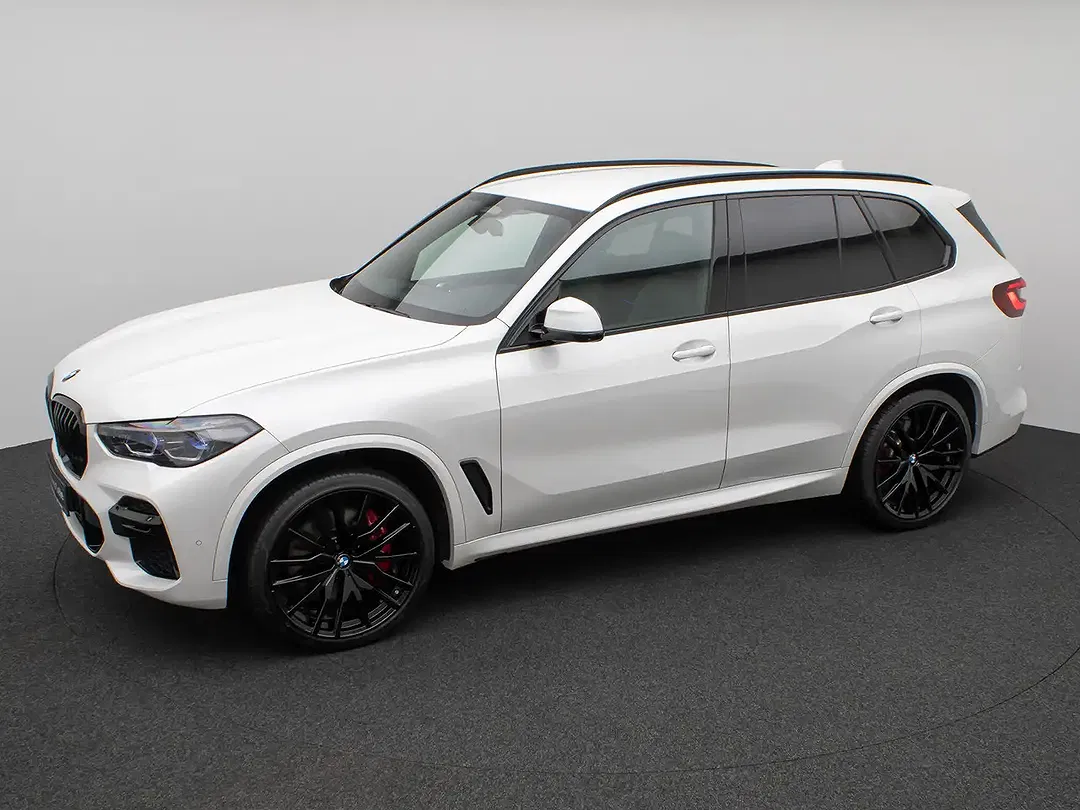 BMW X5 M - Thumbnail 11