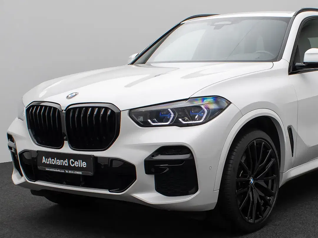 BMW X5 M - Thumbnail 16