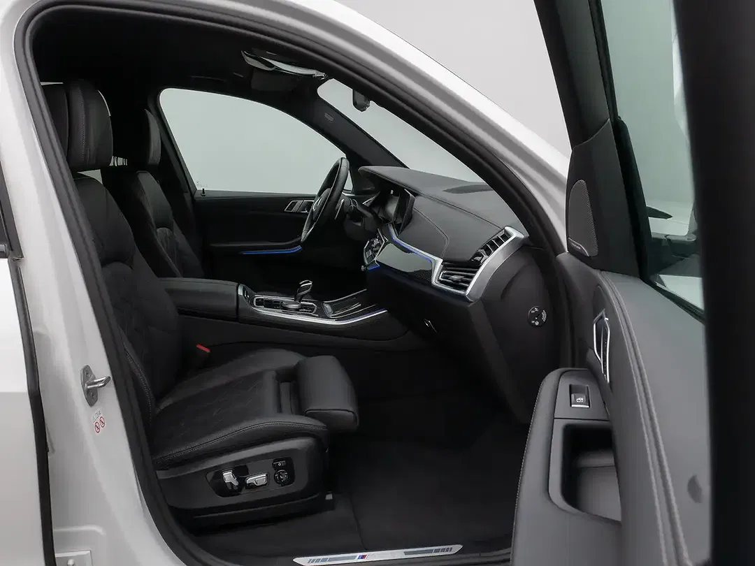 BMW X5 M - Thumbnail 22