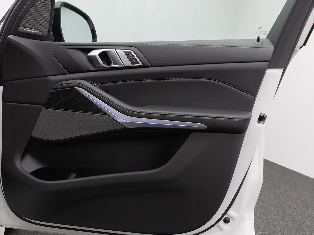 BMW X5 M - Thumbnail 29