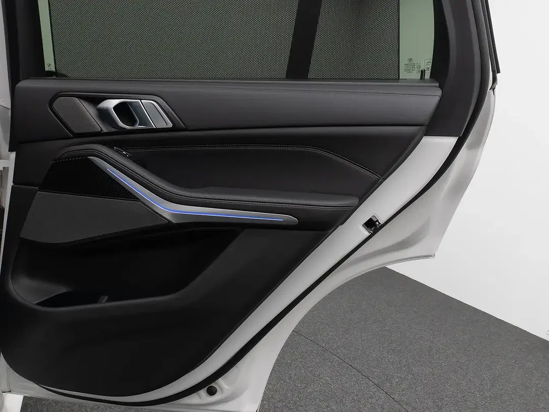 BMW X5 M - Thumbnail 30