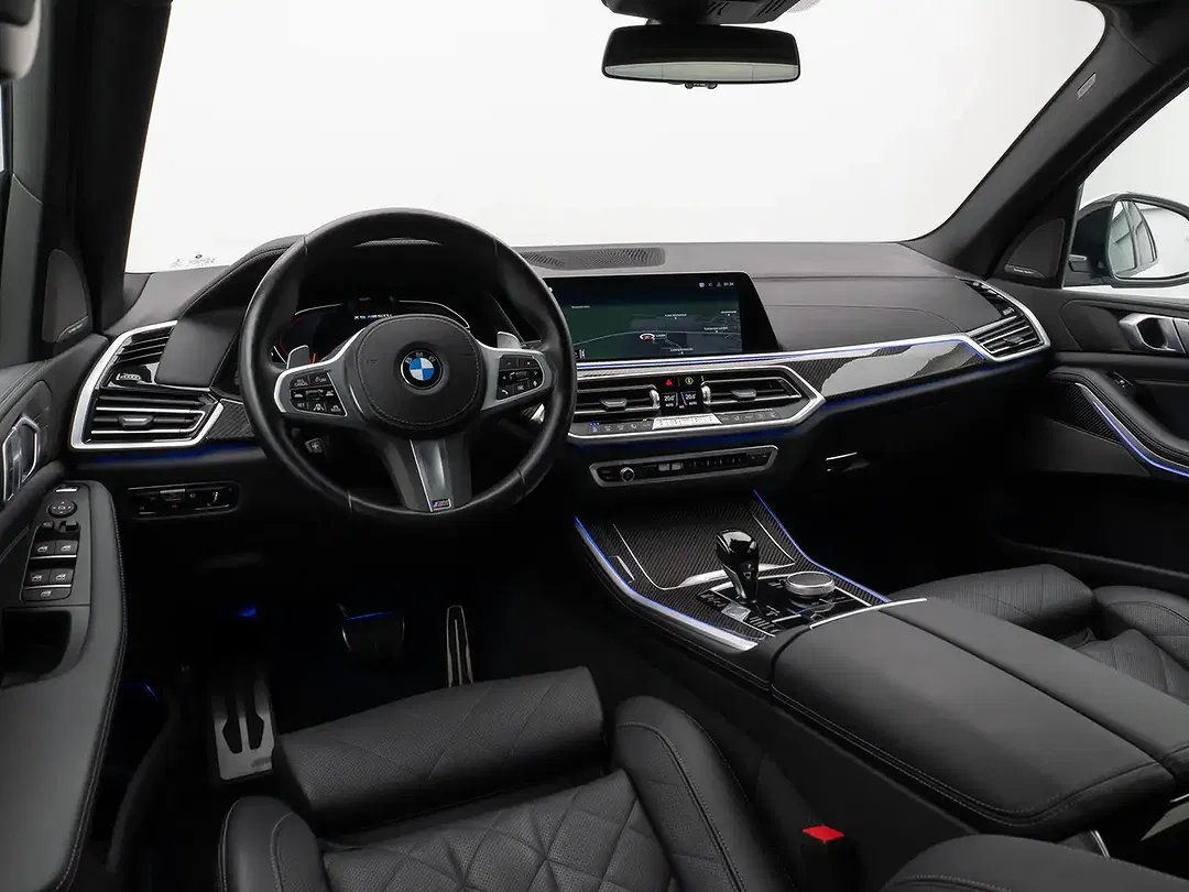BMW X5 M - Thumbnail 36