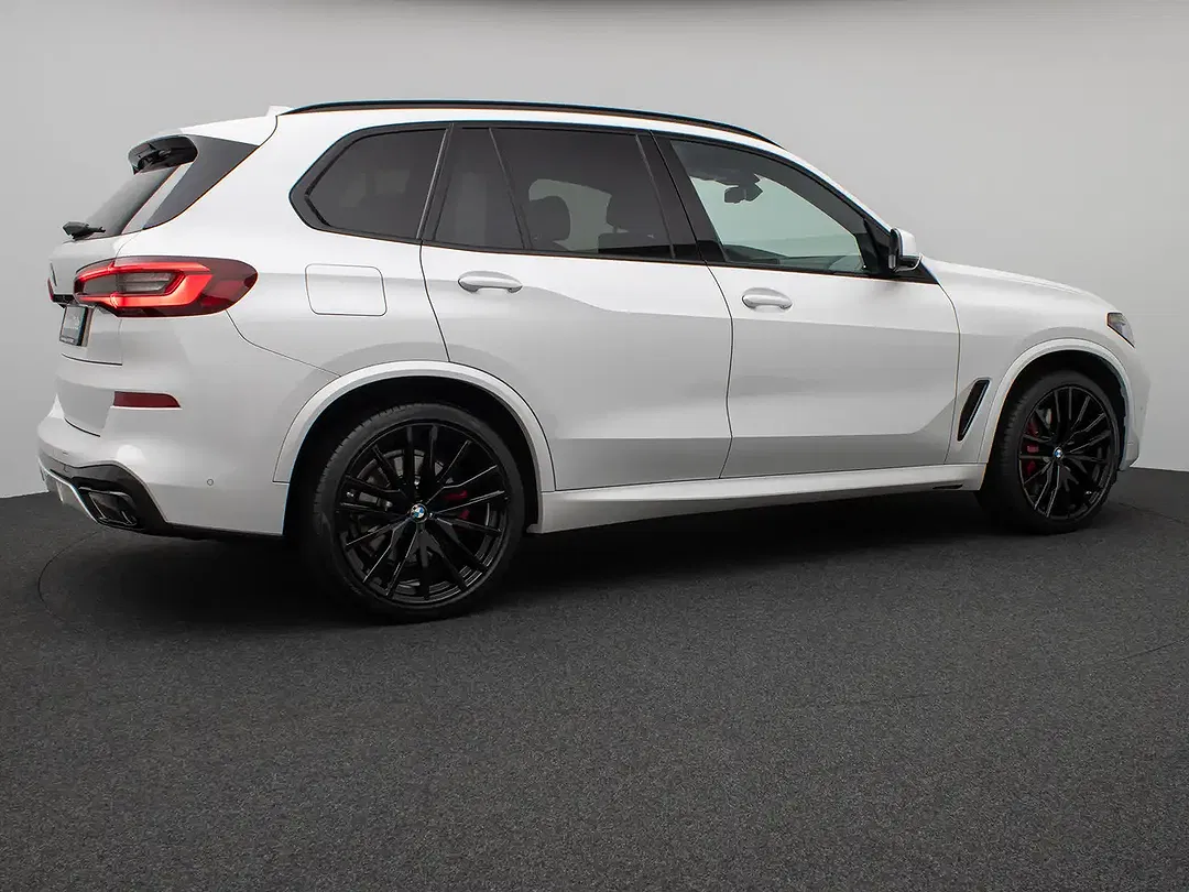 BMW X5 M - Thumbnail 5
