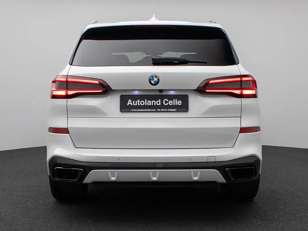 BMW X5 M - Thumbnail 7
