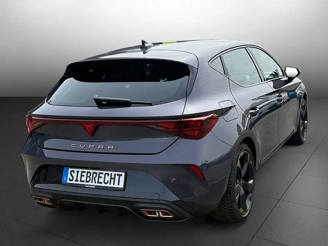 CUPRA Leon PHEV - Thumbnail 3
