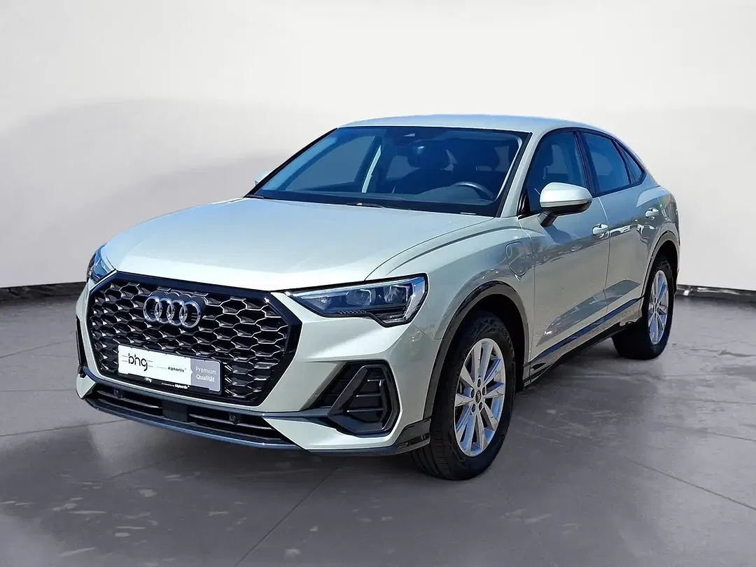 Audi Q3 45 TFSI e - Afbeelding 1