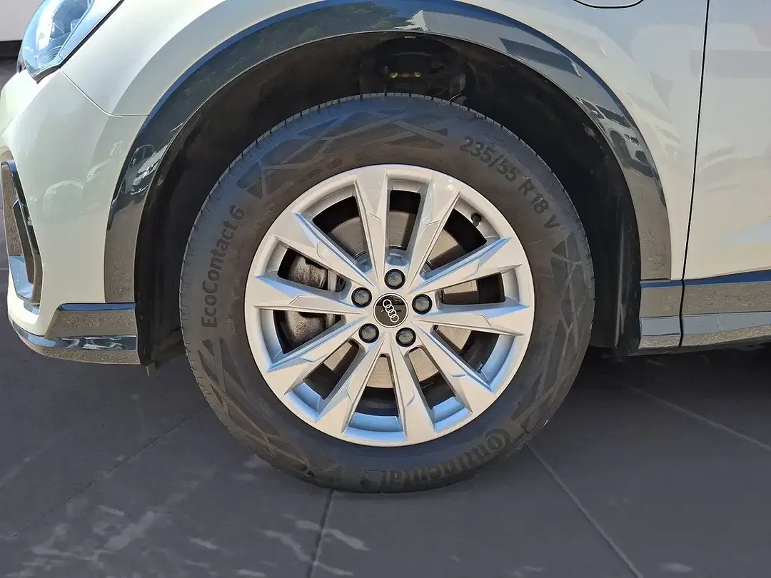 Audi Q3 45 TFSI e - Thumbnail 6