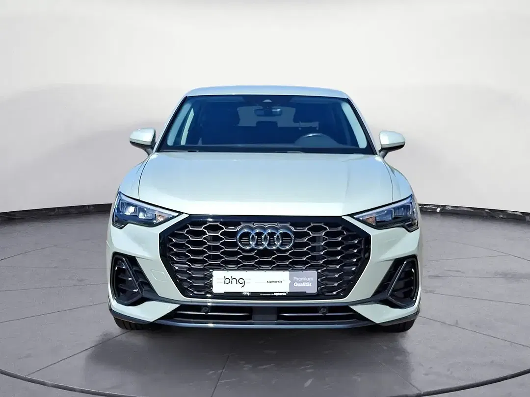 Audi Q3 45 TFSI e - Thumbnail 7