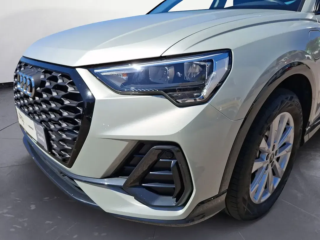 Audi Q3 45 TFSI e - Thumbnail 8