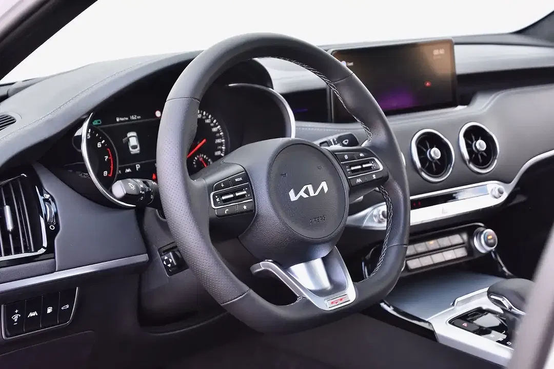 Kia Stinger 4WD GT - Thumbnail 9