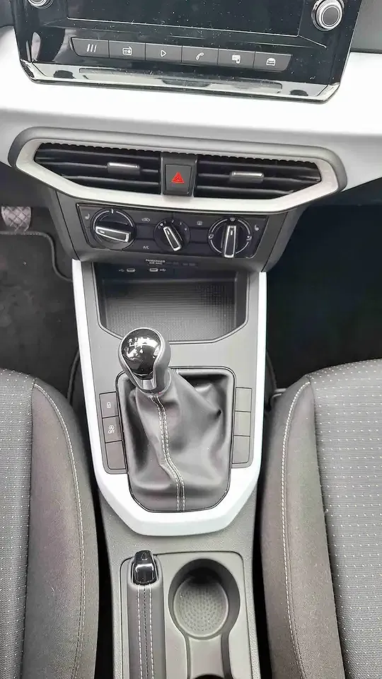 SEAT Arona Style - Thumbnail 9