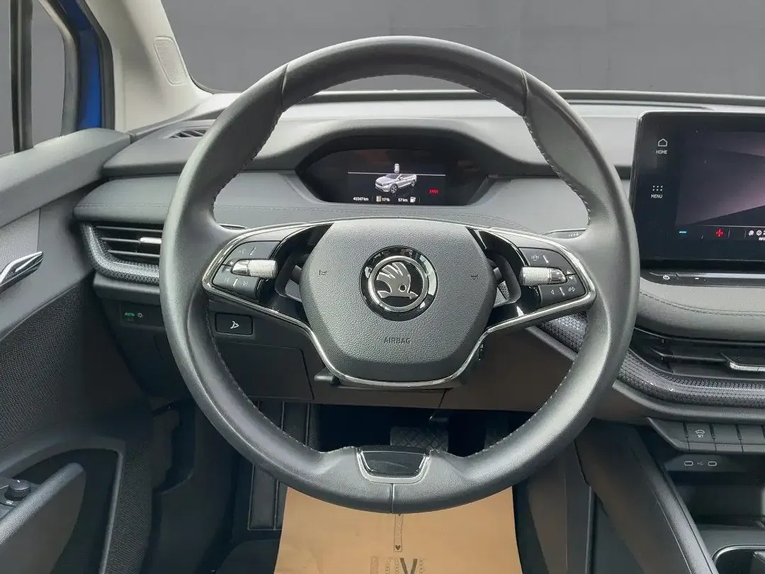 Skoda Enyaq 50 iV - Thumbnail 9