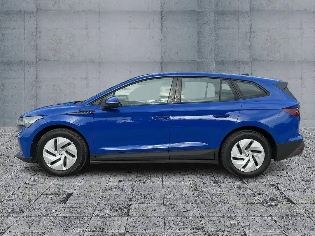 Skoda Enyaq 50 iV - Thumbnail 3