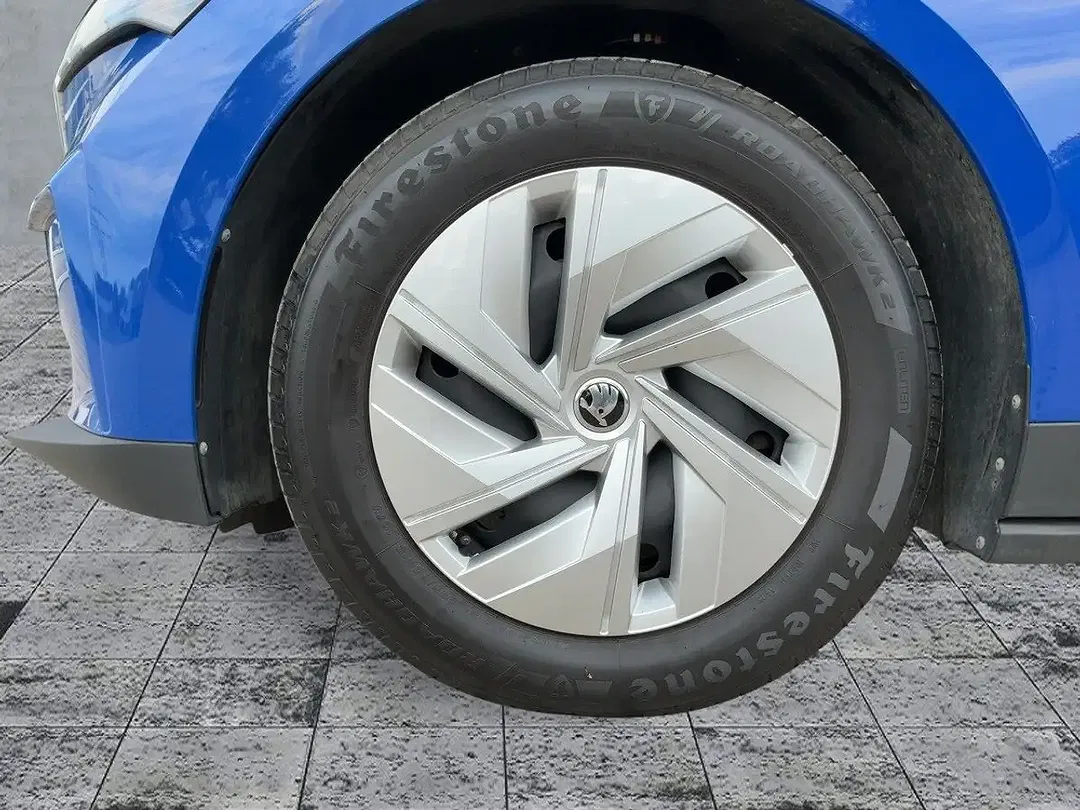 Skoda Enyaq 50 iV - Thumbnail 7