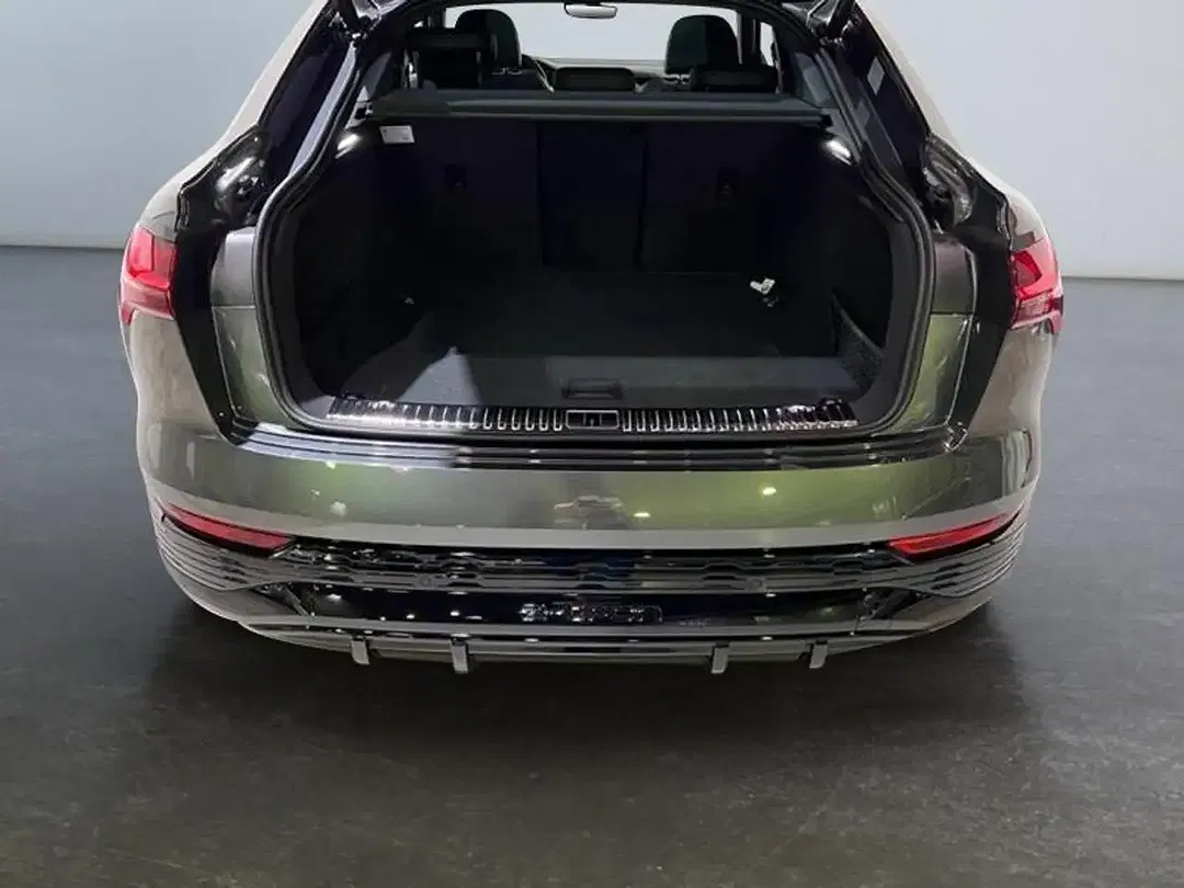 Audi Q8 e-tron Sportback - Thumbnail 10