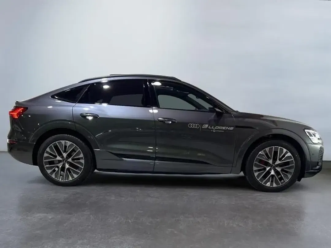 Audi Q8 e-tron Sportback - Thumbnail 7