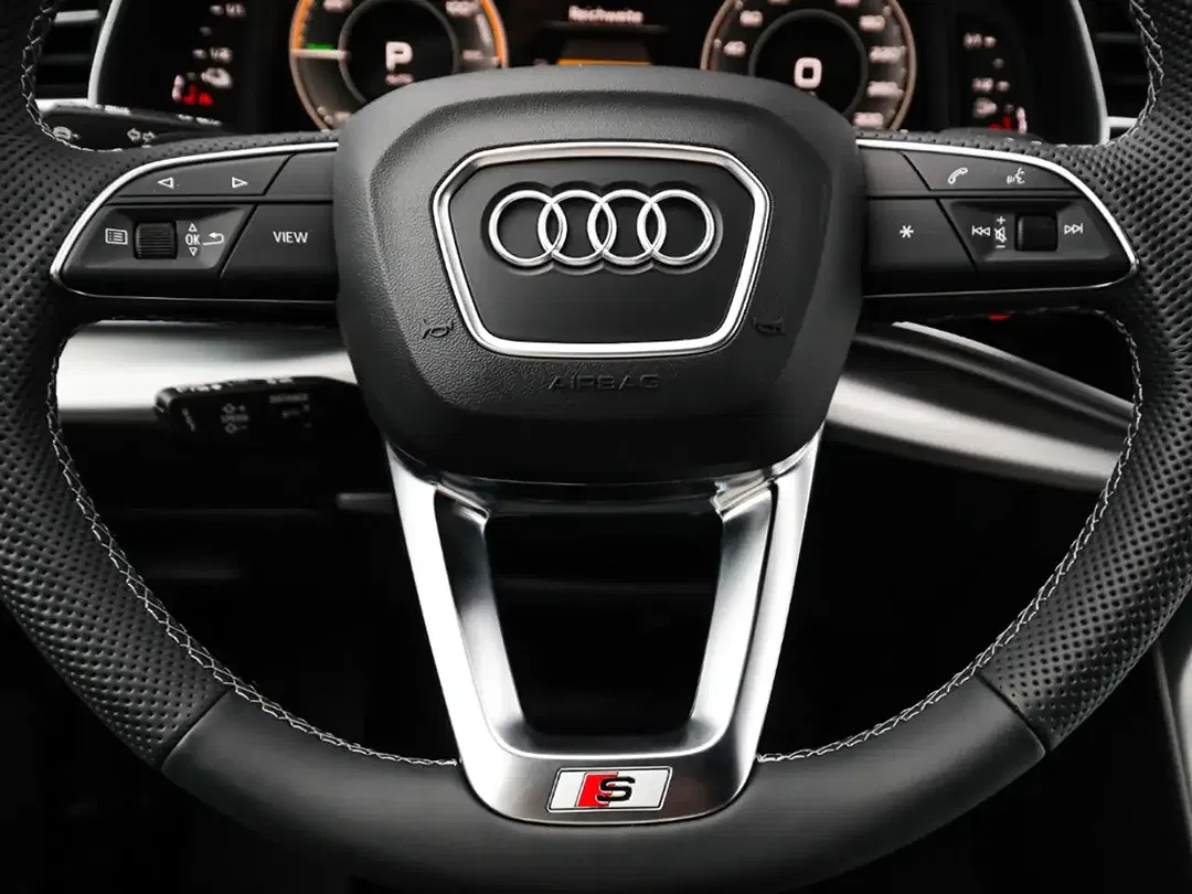 Audi Q7 55 TFSI e quattro S line - Thumbnail 9