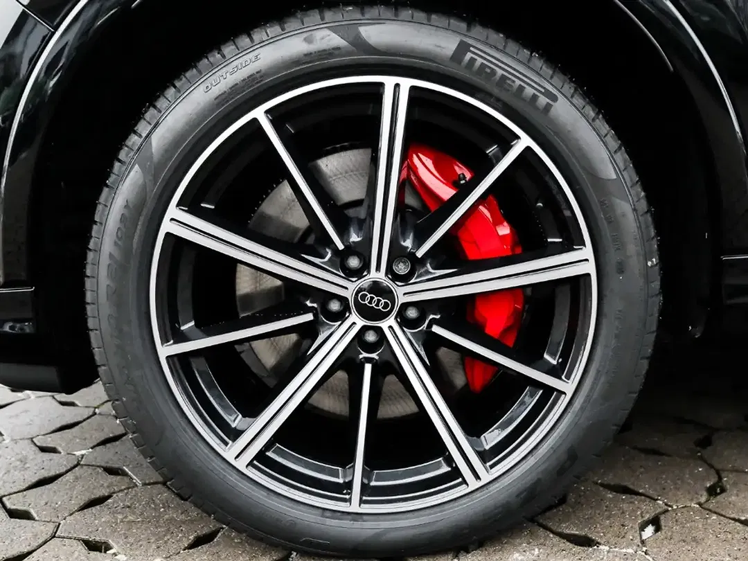 Audi Q7 55 TFSI e quattro S line - Thumbnail 3