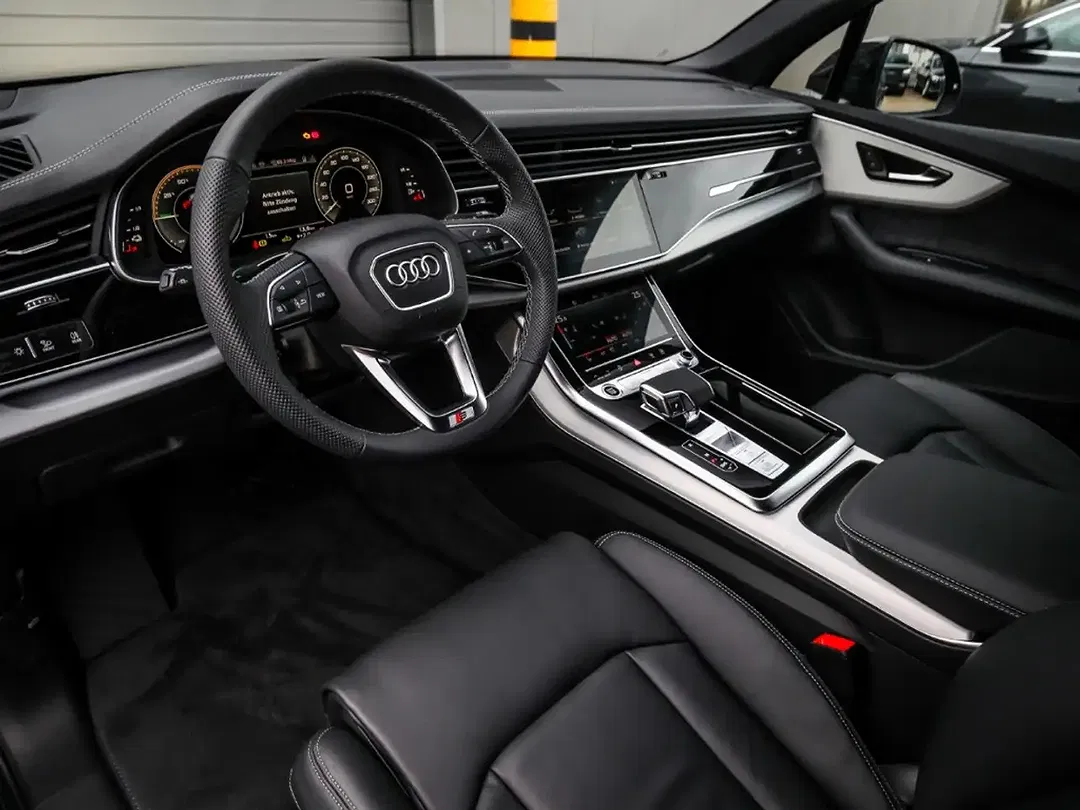 Audi Q7 55 TFSI e quattro S line - Thumbnail 8