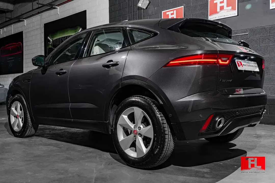 Jaguar E-Pace P200 4x4 R-Dynamic S - Thumbnail 3