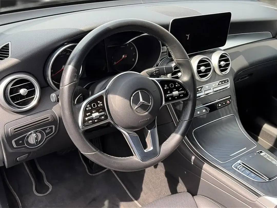 Mercedes-Benz GLC 300 - Thumbnail 15