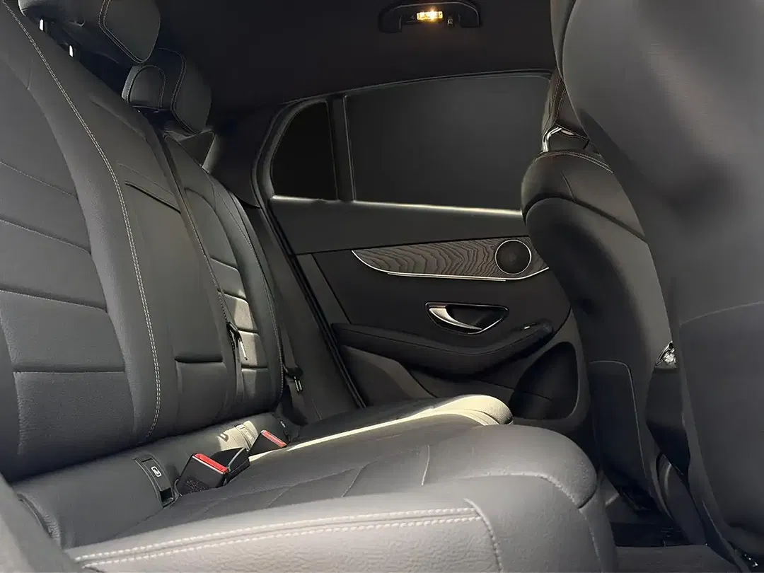 Mercedes-Benz GLC 300 - Thumbnail 19