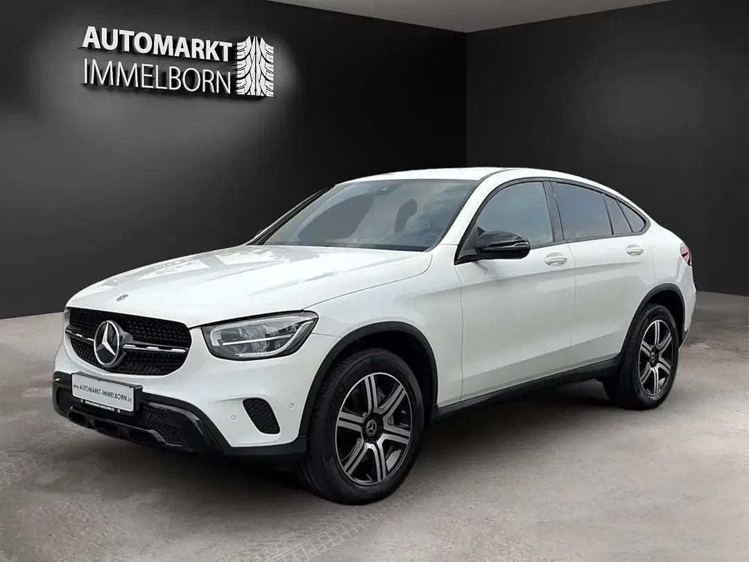 Mercedes-Benz GLC 300 - Thumbnail 4