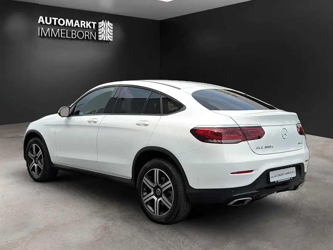 Mercedes-Benz GLC 300 - Thumbnail 6