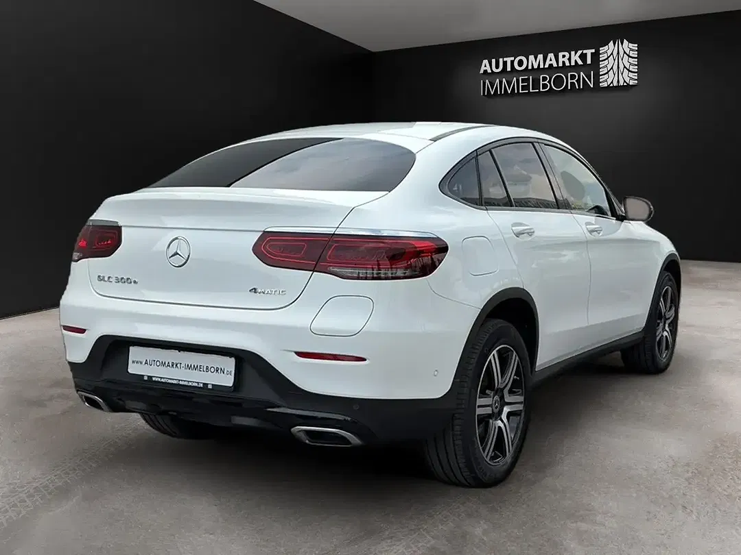 Mercedes-Benz GLC 300 - Thumbnail 7