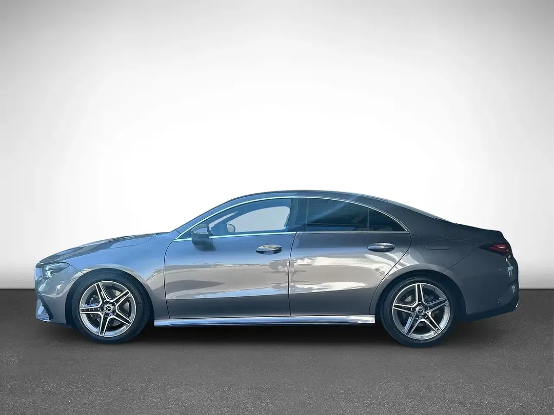 Mercedes-Benz CLA 200 - Thumbnail 6