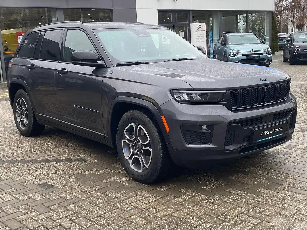 Jeep Grand Cherokee 4xe - Thumbnail 3