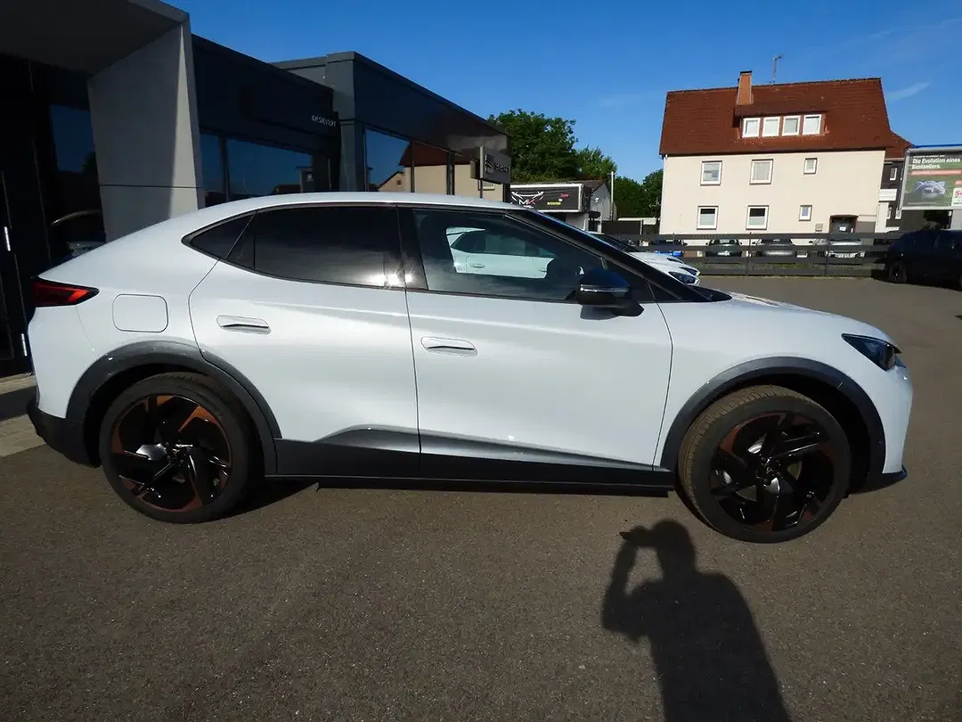 CUPRA Tavascan 4Drive VZ - Thumbnail 12