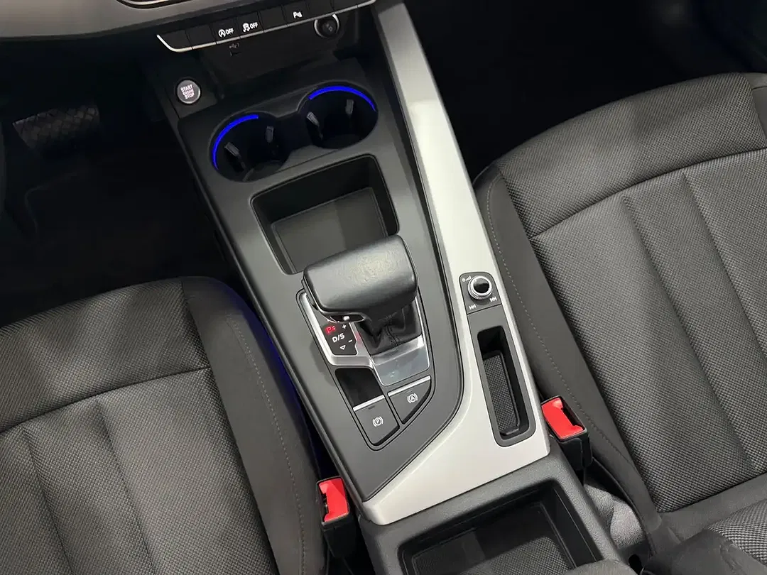 Audi A4 30 TDI Matrix LED Avant advanced - foto 15