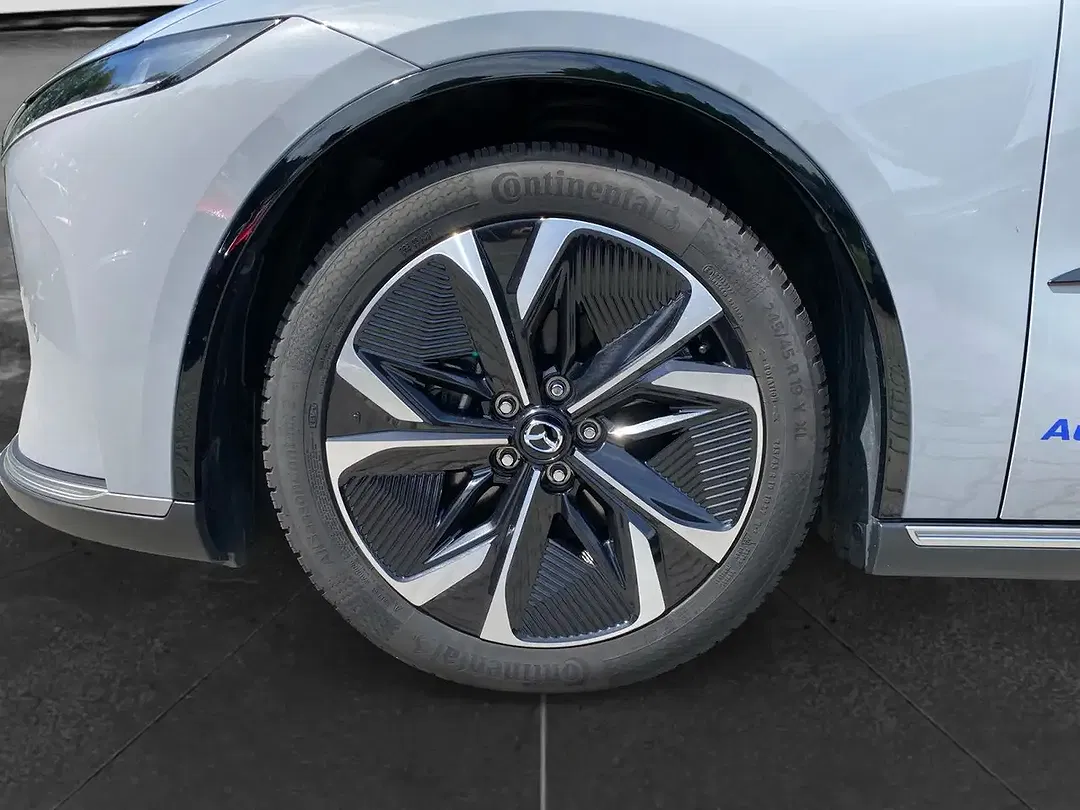 Mazda 6 EV Takumi - Thumbnail 9