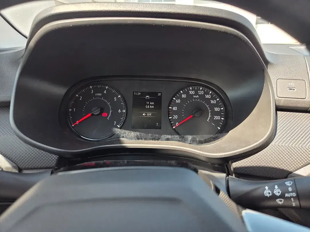 Dacia Sandero TCe Essential - Thumbnail 15