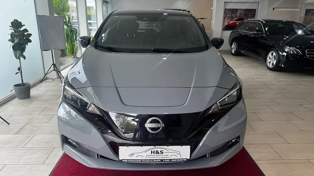 Nissan Leaf Tekna - Thumbnail 6