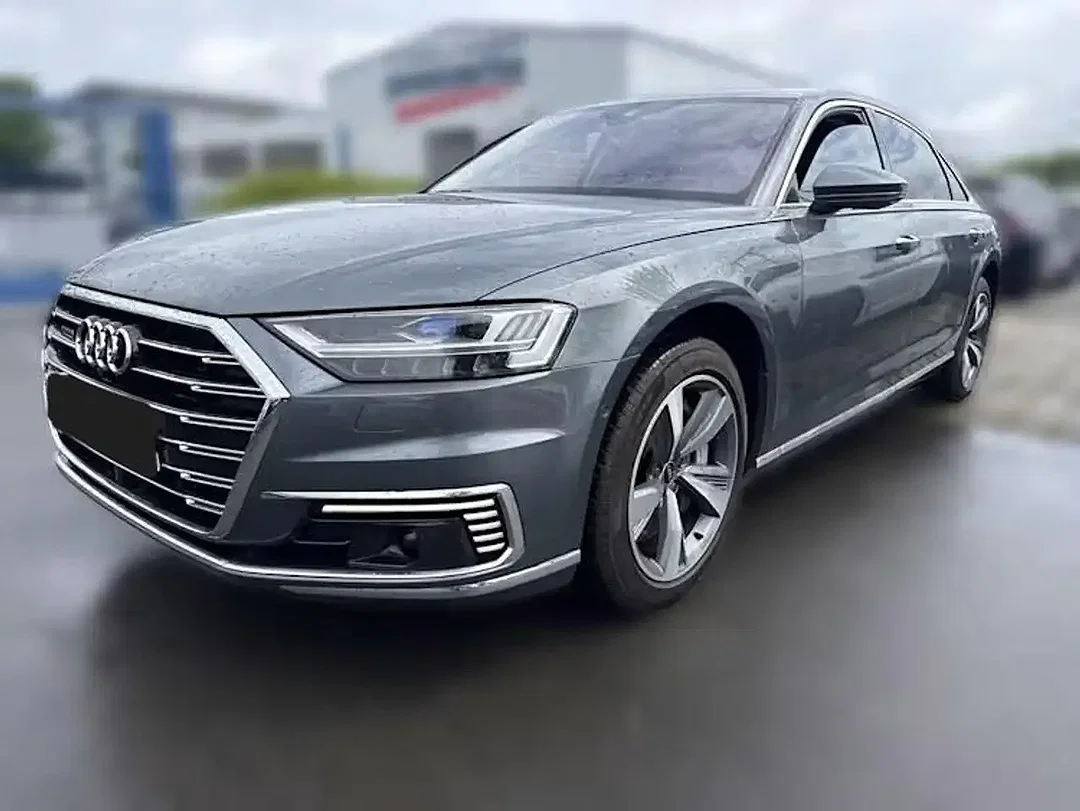 Audi A8 - Afbeelding 1