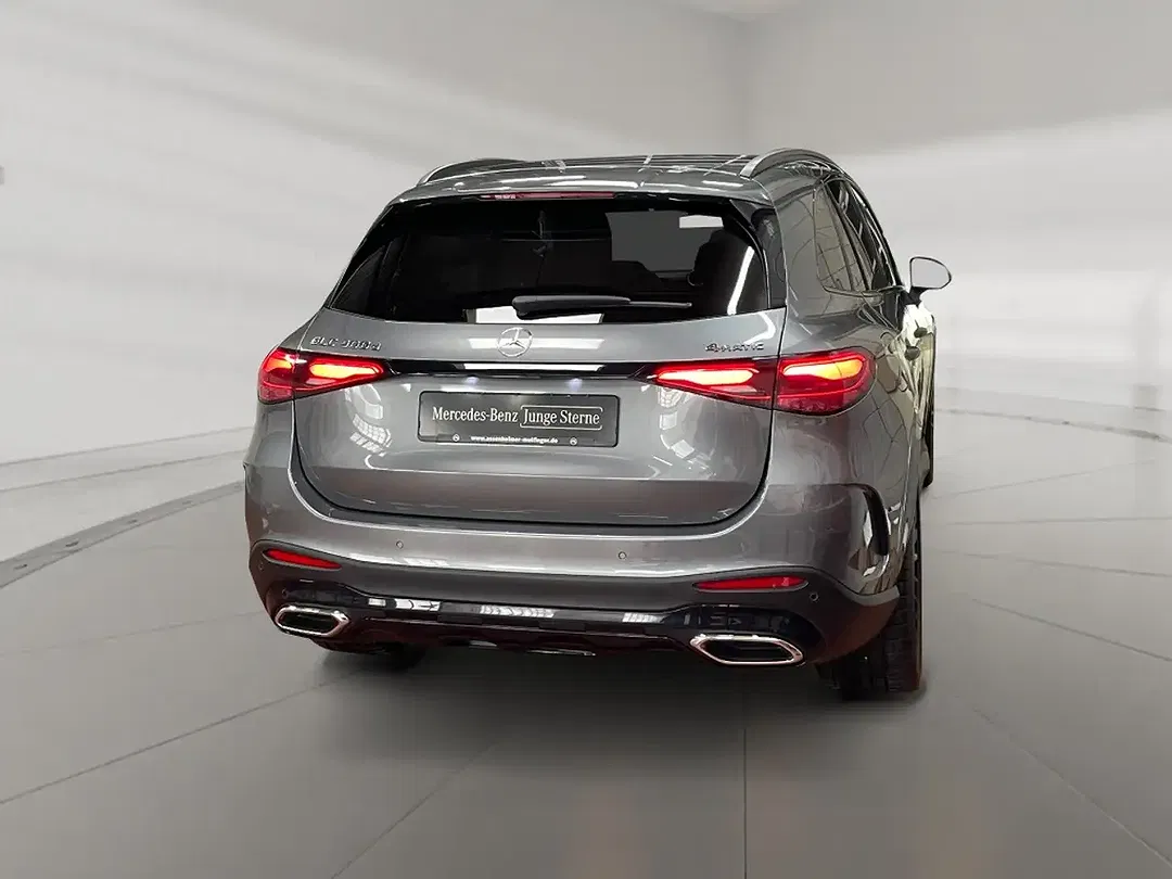 Mercedes-Benz GLC 300 4MATIC AMG MBUX Night - Thumbnail 2