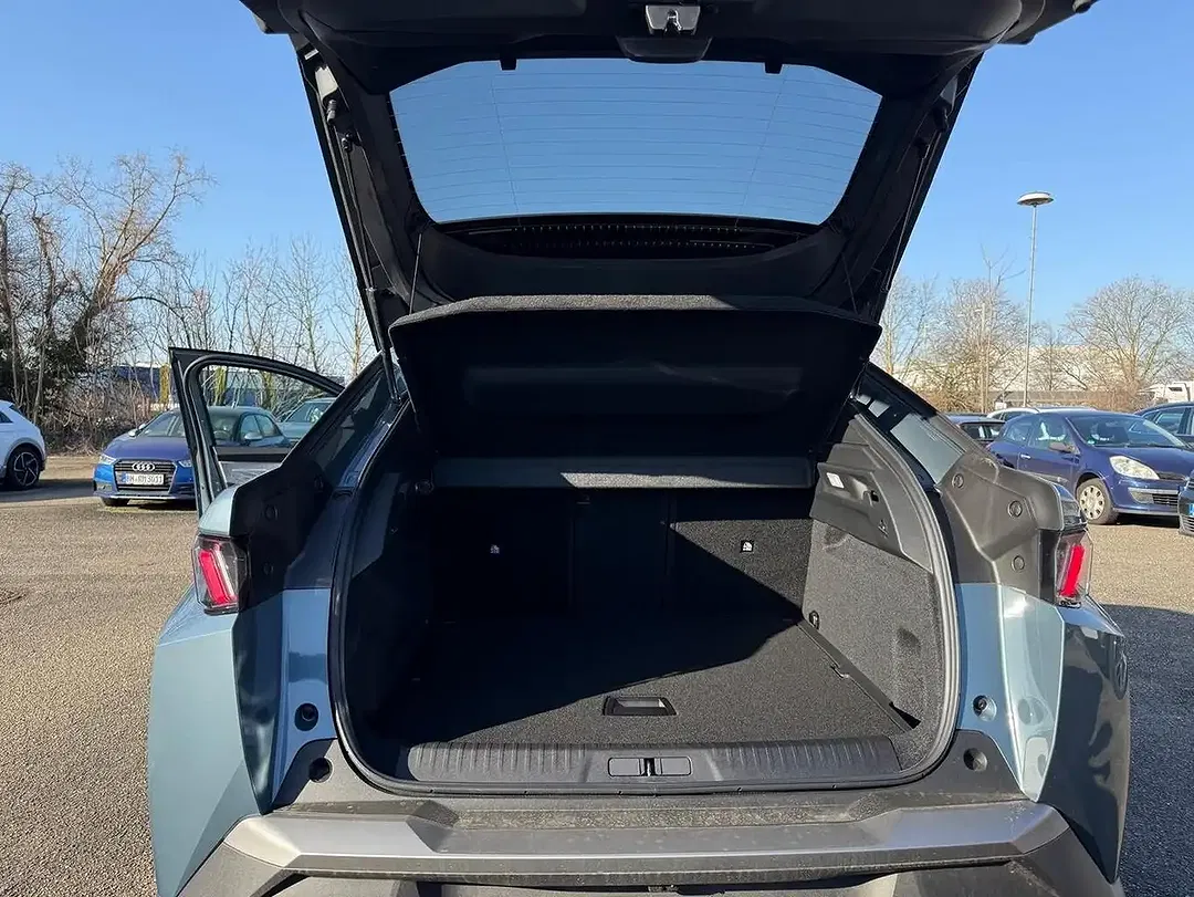 Peugeot 3008 Hybrid Allure - Thumbnail 12
