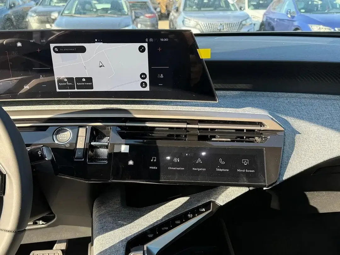 Peugeot 3008 Hybrid Allure - Thumbnail 7
