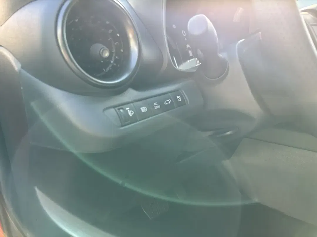 Toyota C-HR PHEV GR Sport - Thumbnail 10