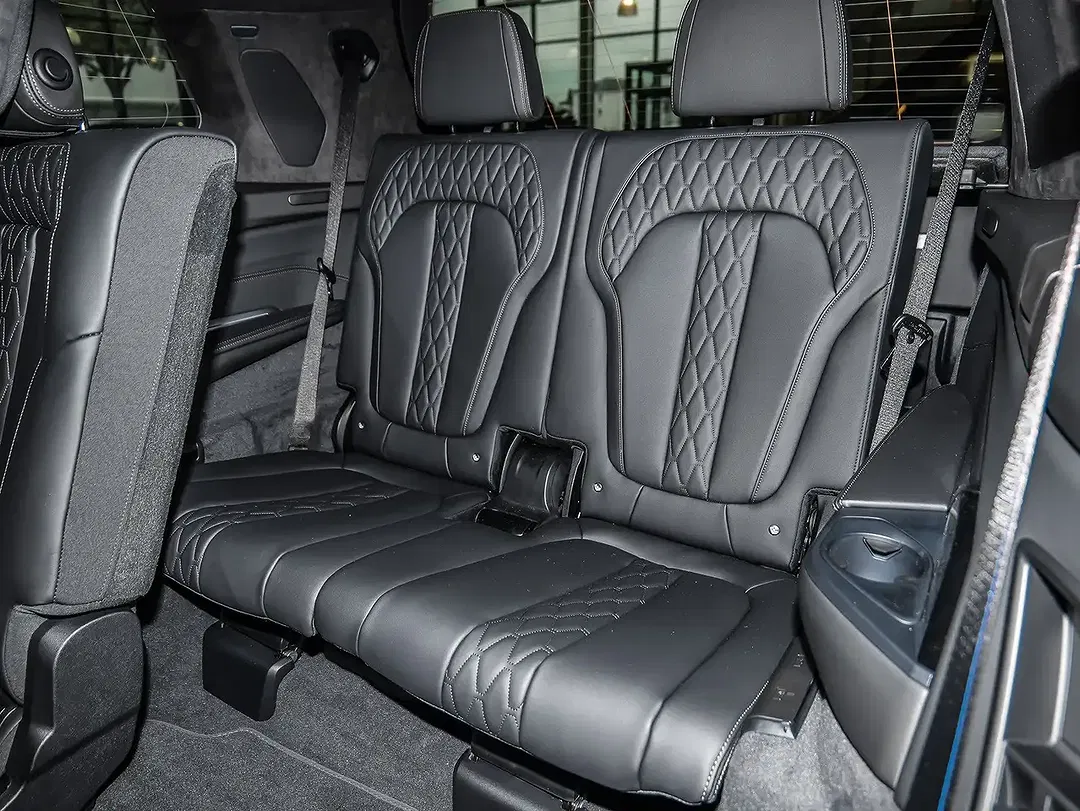 BMW X7 xDrive M Sport Pro - Thumbnail 10