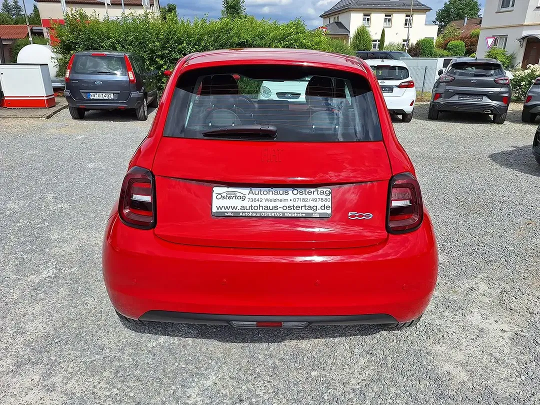 Fiat 500e RED - Thumbnail 8