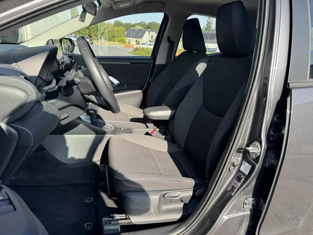 Toyota Yaris 1.5 Hybrid - Thumbnail 13