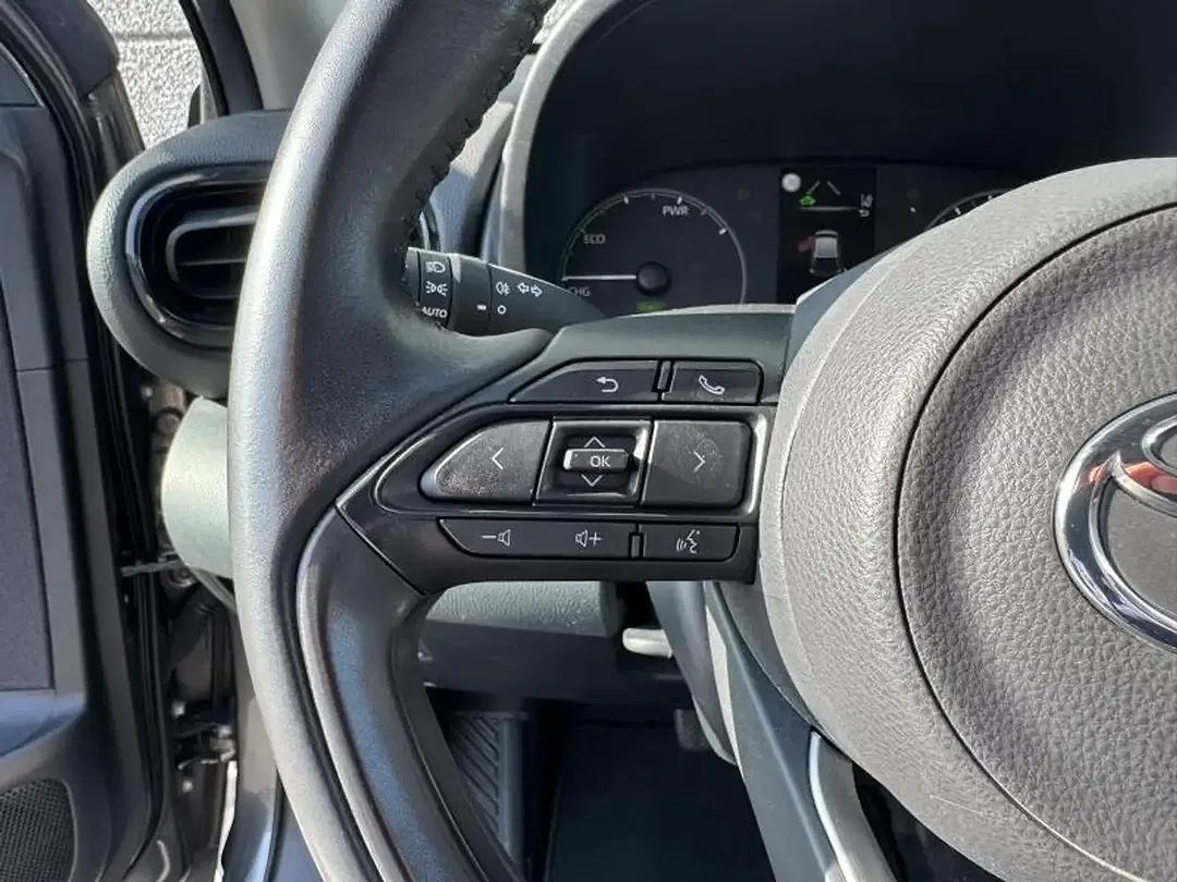 Toyota Yaris 1.5 Hybrid - Thumbnail 14