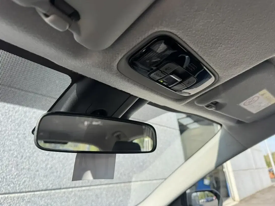 Toyota Yaris 1.5 Hybrid - Thumbnail 23