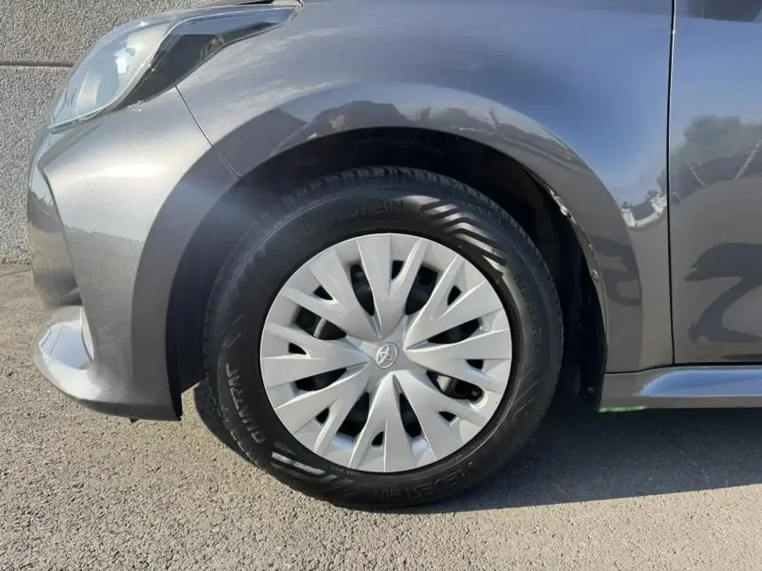 Toyota Yaris 1.5 Hybrid - Thumbnail 24
