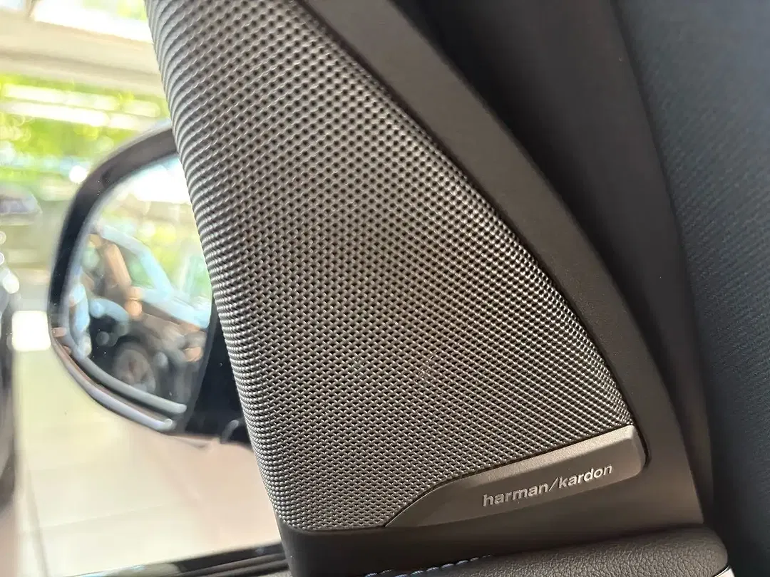 BMW iX3 M Sport - Thumbnail 18
