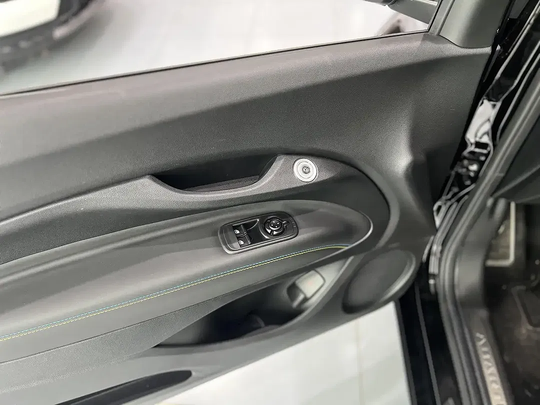 Abarth 500e Turismo - Thumbnail 13