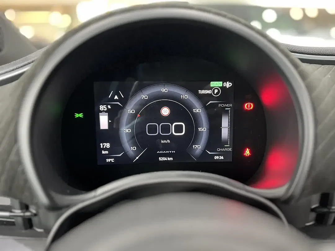 Abarth 500e Turismo - Thumbnail 14
